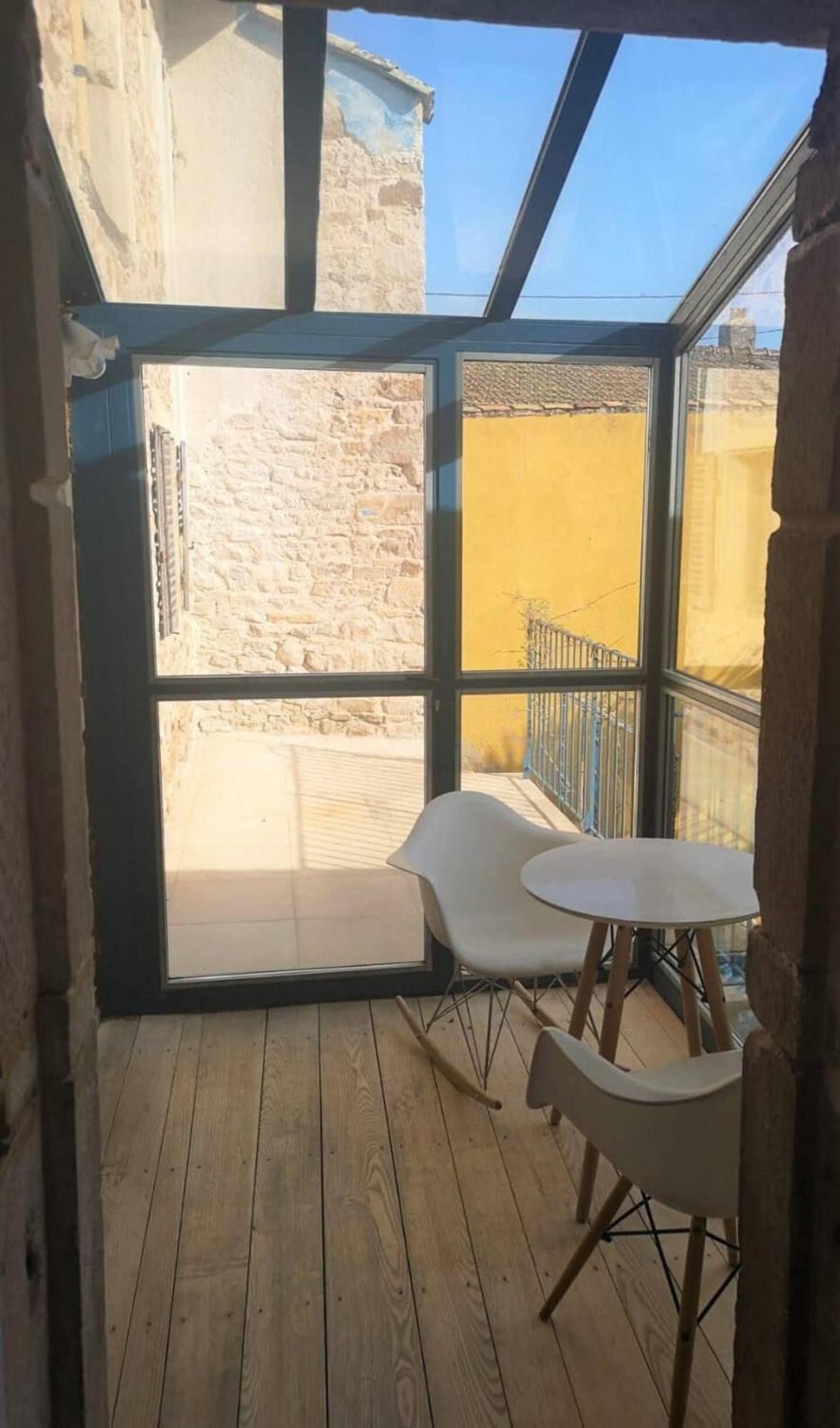 Lumineuse Et Spacieuse Maison Style Loft Saint-Amour-Bellevue Esterno foto